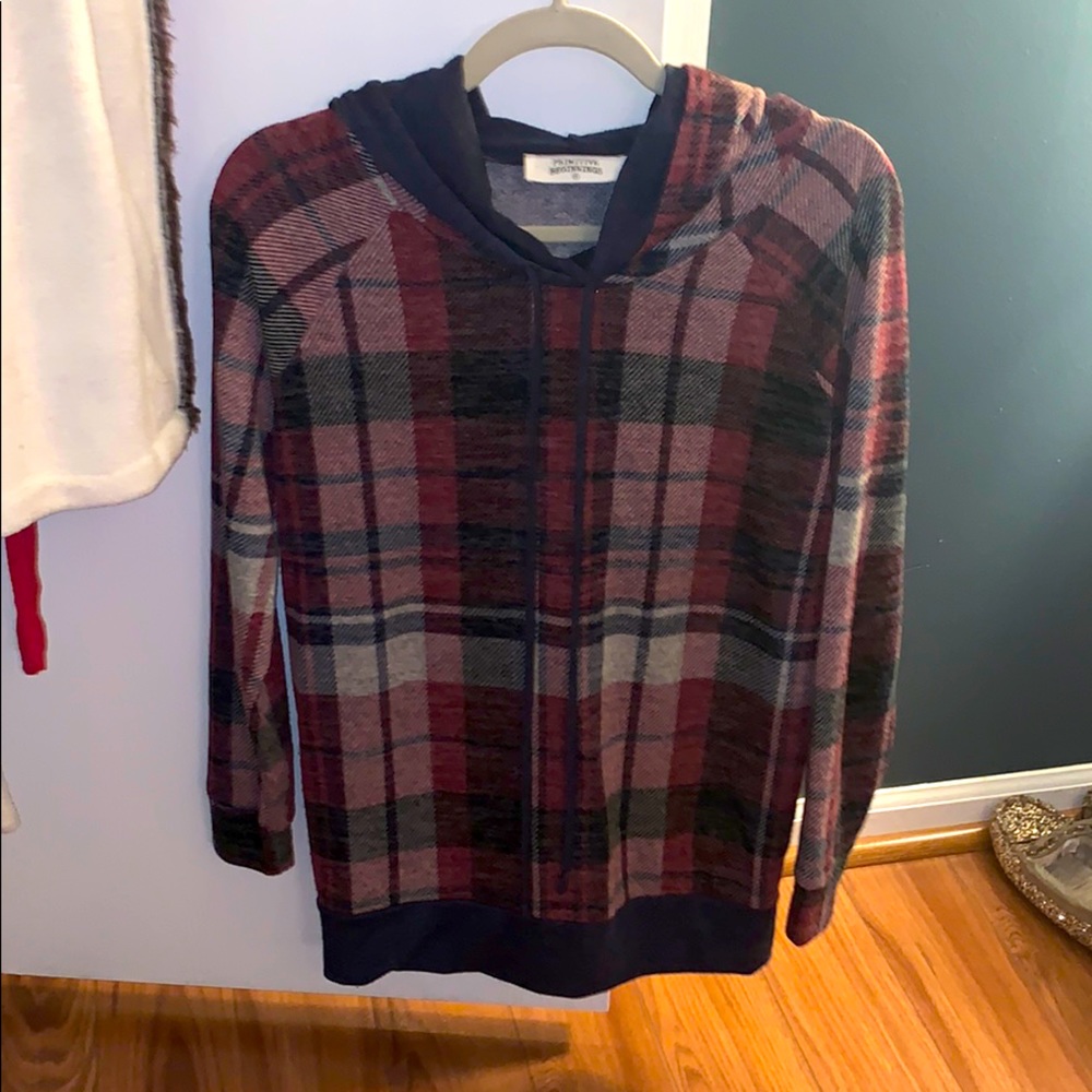 Primitive Beginning sweater/sweatshirt